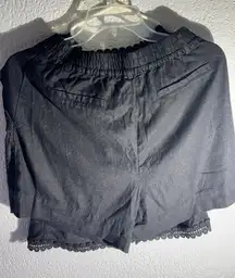 House of Harlow 1960 Black Sleeveless Lace-Trim Top & Shorts Set - Size M