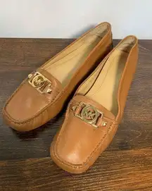 Michael Kors Womens Slip On Leather Flat Shoe Tan Size 10