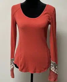 Free People We The Free Bandana Cuff Thermal Scoop Neck Top Womens Med Rust