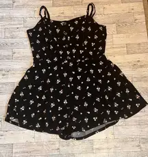 Black Daisy Spaghetti Strap Romper  Size Medium
