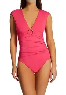 NEW. Bleu Rod Beattie cap sleeve one piece. 10. Retails $139