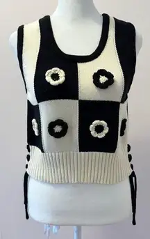 ZARA  Sleeveless Embroidered Flowers Knit Checkerboard Sweater Size S