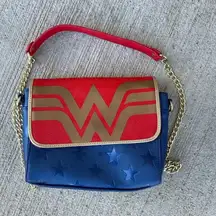 Loungefly x DC Wonder Woman Crossbody Bag Marvel Comics Classic Justice League