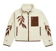 NWT Taylor Swift Life Is a Willow Sherpa Zip Up Fleece Jacket – Size Medium