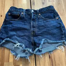 Levi’s 501 High Rise Denim Cutoff Shorts W27