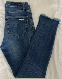 Rock & Republic  Skinny Cropped Jeans Size 6