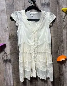 Dressbarn Cream Lace Button Down Blouse