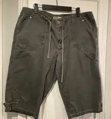 Faded Glory Size 18 Gray Cotton Zip Up Cargo Shorts Drawstring Snaps Pockets