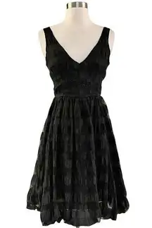 TRACY REESE Fit and Flare Black Cocktail Dress Bubble Skirt Retro Party V-Neck 0