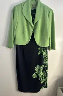 Maya Brooke drenes women’s elegant 2 pieces. Used excellent condition. Size 12.