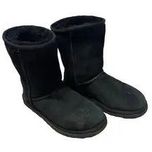 UGG Classic Short Boots in Black Size 6