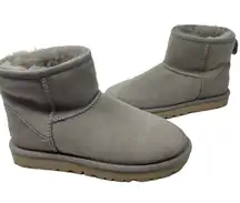 Ugg classic mini boots in grey campfire sz 5