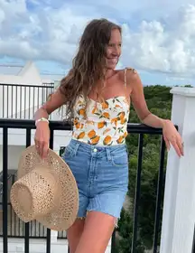 Boutique Crop Top With Citrus Print