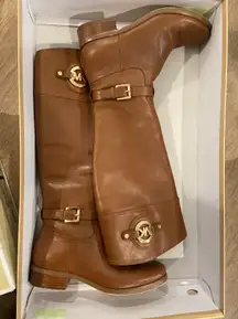 Brown Zip Up Boots