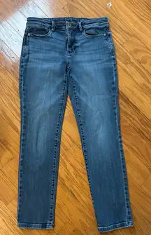 Like new J.Jill women authentic fit slim ankle jeans size 4