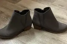 Kensie Gerona Ankle Booties Size 6.5