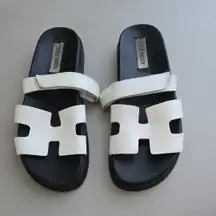 Steve Madden Woman's Black and White 'H' Sandals