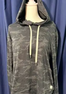 Vuori Womens Halo Essential Hoodie Black Camo Size Medium NWOT