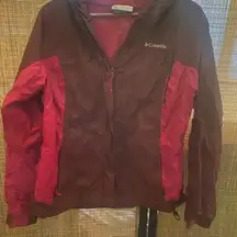 Columbia maroon rain jacket size large