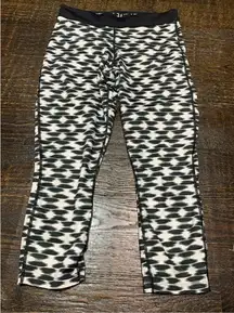 Nike dri fit running Capri athletic legging size medium ￼