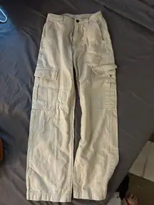 Cream Cotton on cargo pants 