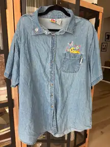 Vintage 90s Tweety Looney Tunes bird Embroidered Denim Shirt plus button down