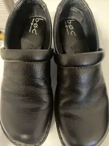 Born BOC Women’s Platform Shoes Clogs Size 7M Black Slip On Leather Upper