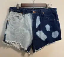 Wrangler Women's 13MWZ Cutoff Acid Tie Dye Wash Bleach Jean Denim‎ Short Western