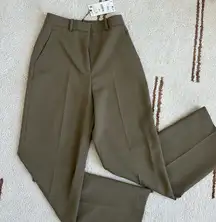 NWT  WOMEN’S STRAIGHT LEG PANTS Size S