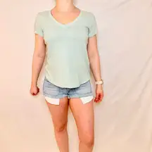 NWOT Vintage  Women's Short Sleeve V-Neck Mint Tee - S