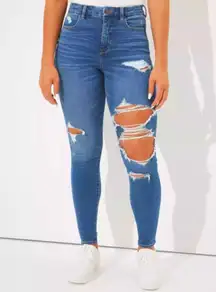 Ripped High Rise Jeans 