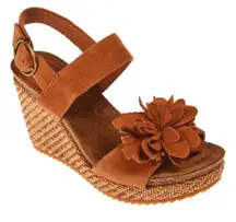 Söfft‎ Women's Cali Hand-Cut Flower Blossom Comfort Wedge Sandals Size 10 Ginger