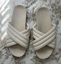 American Eagle Sandals