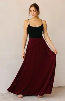 Vintage Units Woman slinky maxi skirt burgundy travelcore plus 3X minimal