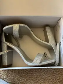 Women Classic Heeled Sandals With Adjustable Ankle Strap And Comfortable Chunky Heel For Party Wedding Prom