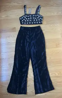 Black Velvet Festive NYE Set Wide Leg High Waisted Pants Beaded Cropped Tank Sm