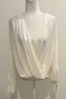 NWT Mystree Ivory sheet Cross Front Blouse with Gold Accents Sz M