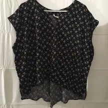 Universal Threads plus size Hi Lo Cropped Top