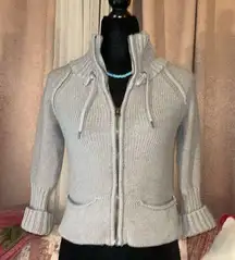 Size S Gray Cropped Zipup Sweater