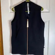 Lululemon Women’s Vest Size 4-EUC (Worn once)