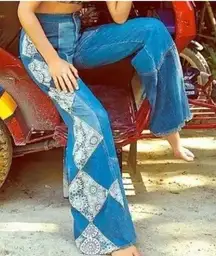 Free People We The Free In My Element Patchwork Lace Crochet Jeans in Size 25