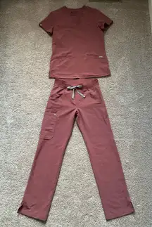 Figs mauve scrub set 