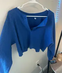 Old navy blue cropped thermal long sleeve 