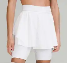 Lululemon SIZE 8 Court Rival White High Rise Tennis Skirt with Shorts‎ Lining