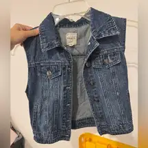 Women's denim vest size small