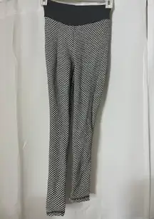 Scrunched Butt Leggings in Gray Workout 