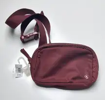 Gap Maroon Lightweight Athleisure Crossbody Bag NWT