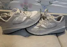 Women’s Saucony shoes