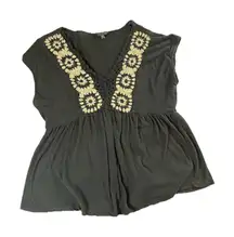 Lucky Brand V Neck Top Size M Crochet V Neck Granny Square