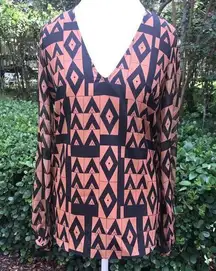 Zoa NEw York Sheer Triangle design Top